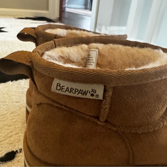 Bearpaw Warm Tan Boots - Picture 2 of 9